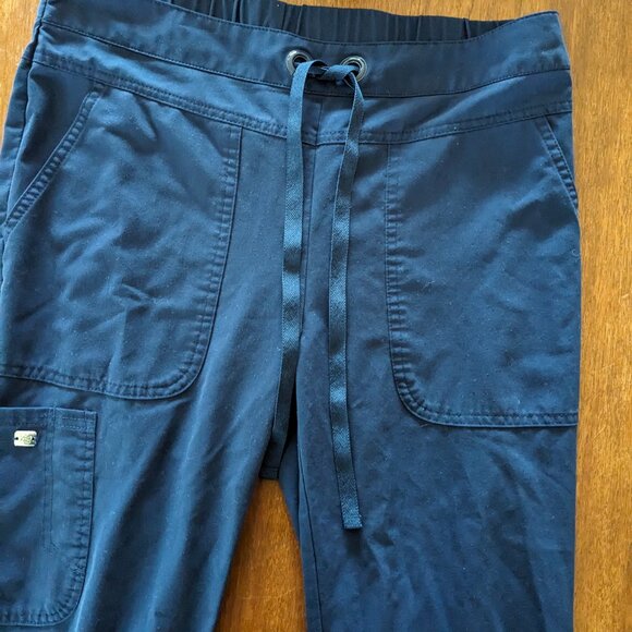 Greys Anatomy Signatures Scrub Set - Picture 4 of 5